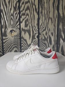Nike Tennis Classic CS Casual Shoes White Red 683613-113 Men's Size 8.5